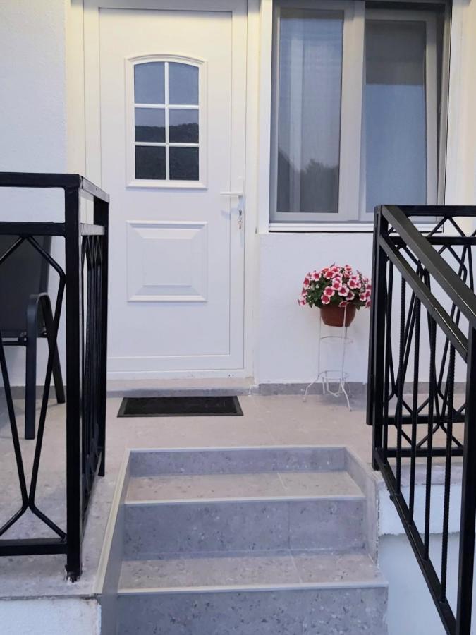 Apartment Marina 2 Котор Екстер'єр фото