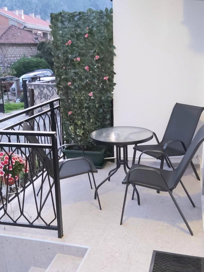 Apartment Marina 2 Котор Екстер'єр фото